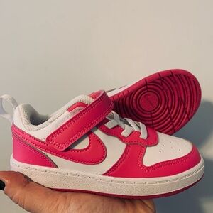 Toddler pink Nike court sneakers 9